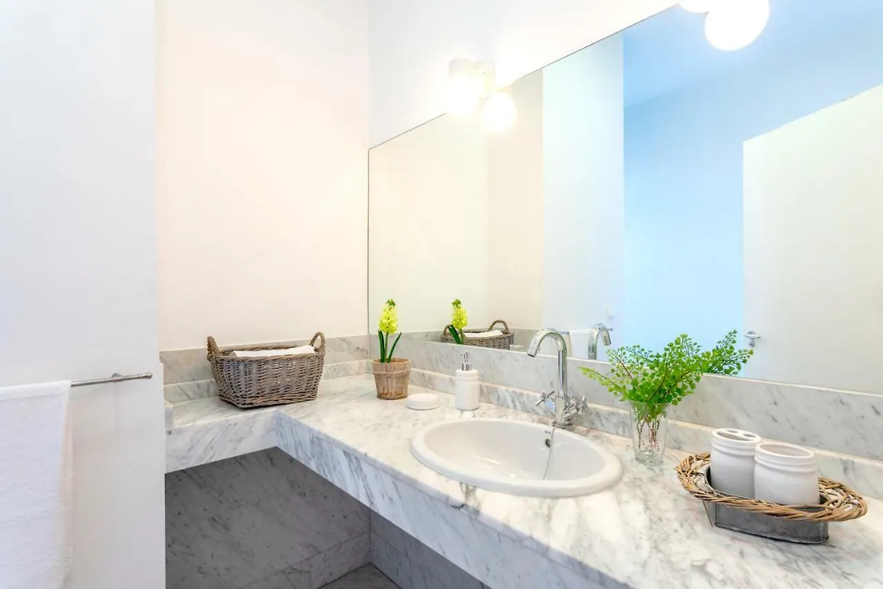 Genteel Home Larios Malaga Apartment