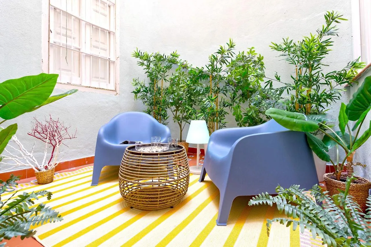 Genteel Home Larios Malaga Apartment