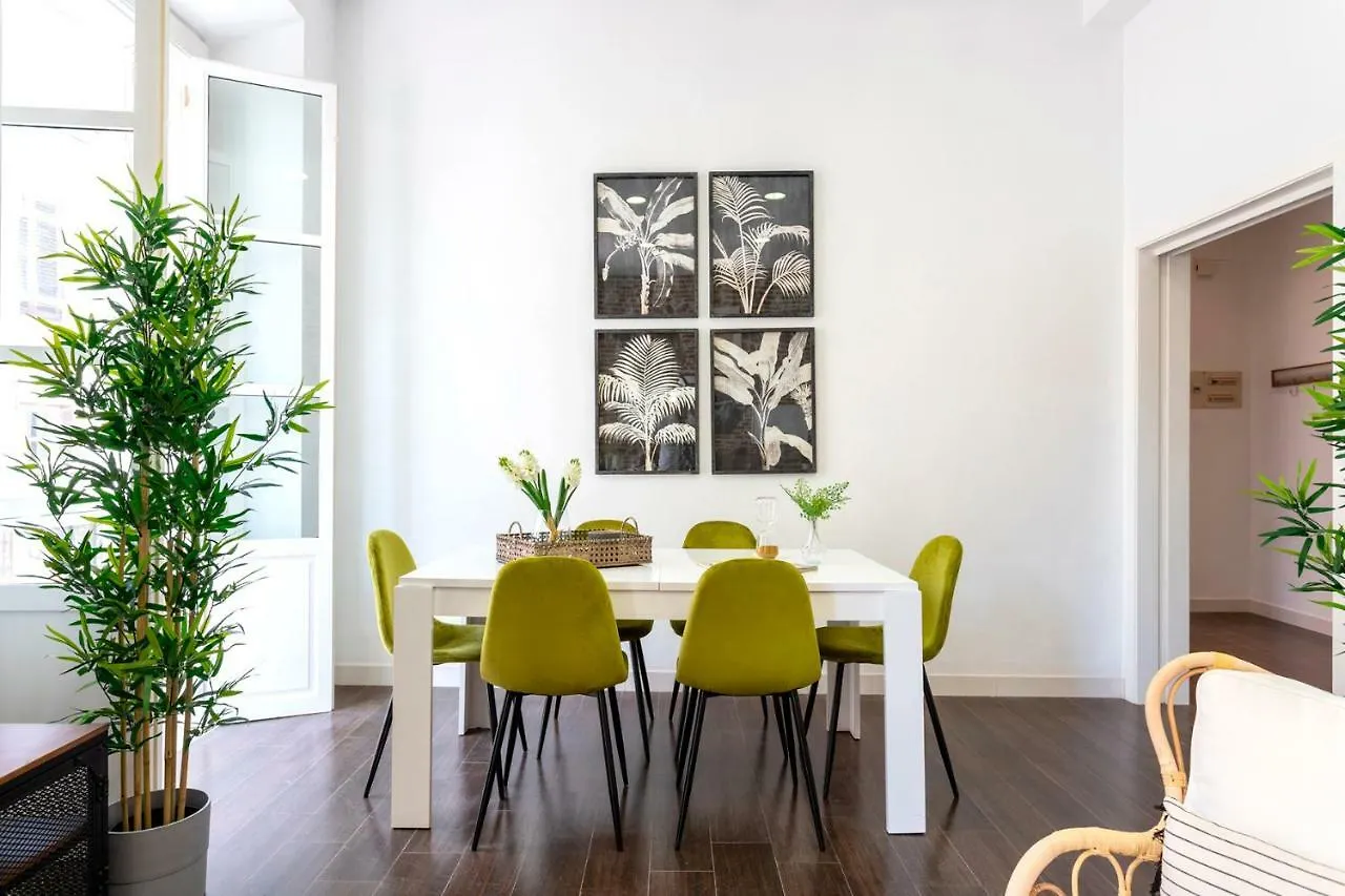 Genteel Home Larios Malaga Apartment